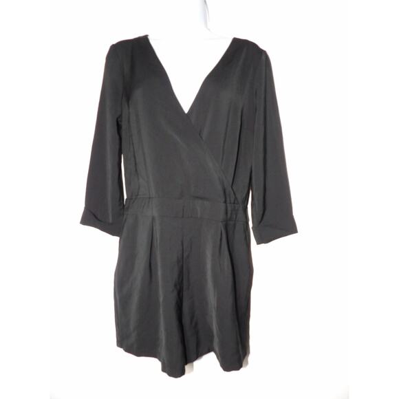 Abercrombie & Fitch Size 6 Romper Jumpsuit Black 3/4 Sleeve Zip Back Crossover - Picture 3 of 16